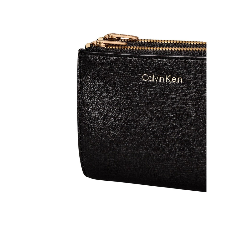 Calvin Klein - Calvin Klein Women's Wallets